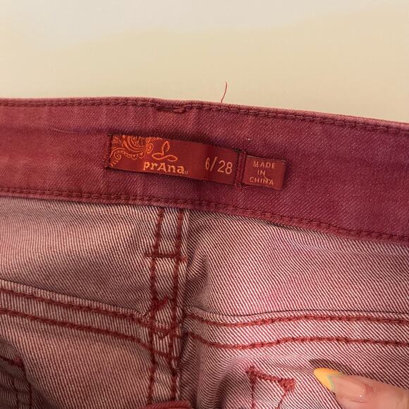 Prana Women's Kara Skinny Jean in Crushed Cranberry Size 6/28 - Picture 3 of 11
